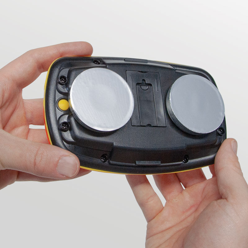 TS8235AM Magnetic Amber Flashing Heavy Haul Vehicle Light Back