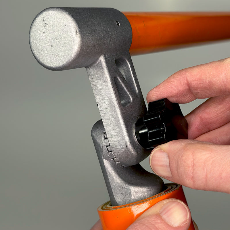 TS8250 20 Foot (6.09 Meter) Truck Load Height Measuring Stick For Vehicles and Trailers turn screw