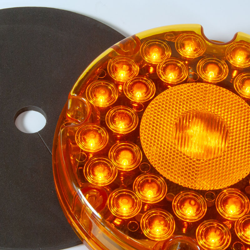 TS8204 Vehicle Mountable Illuminated Light-Up 7 inch Amber LED Lamp close up with light on