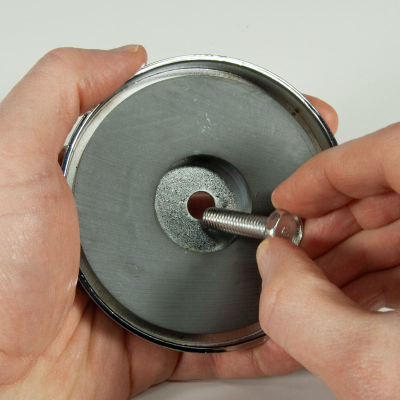 TS8320 Vehicle Magnet Base for Flag Mounting (Hardware Included) close up of back