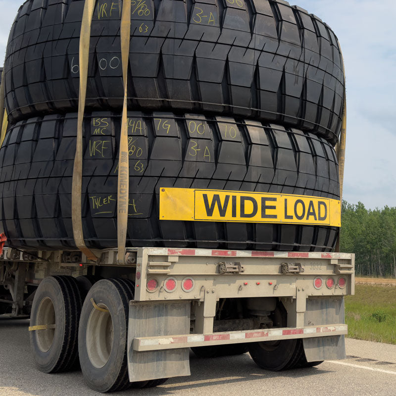 TS8000-series Double Sided Banner WIDE LOAD on a truck